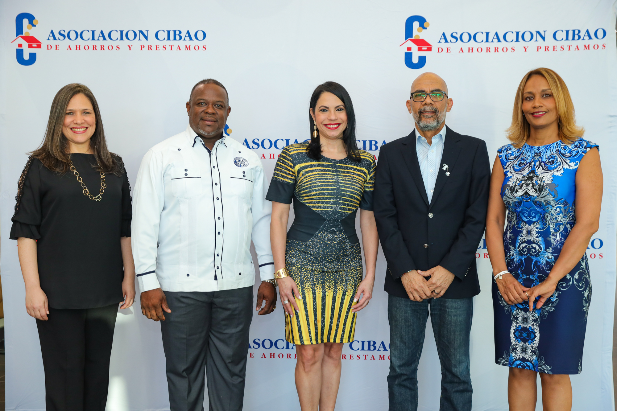 Asociación Cibao capacita en manejo de finanzas a empresarios de Peravia