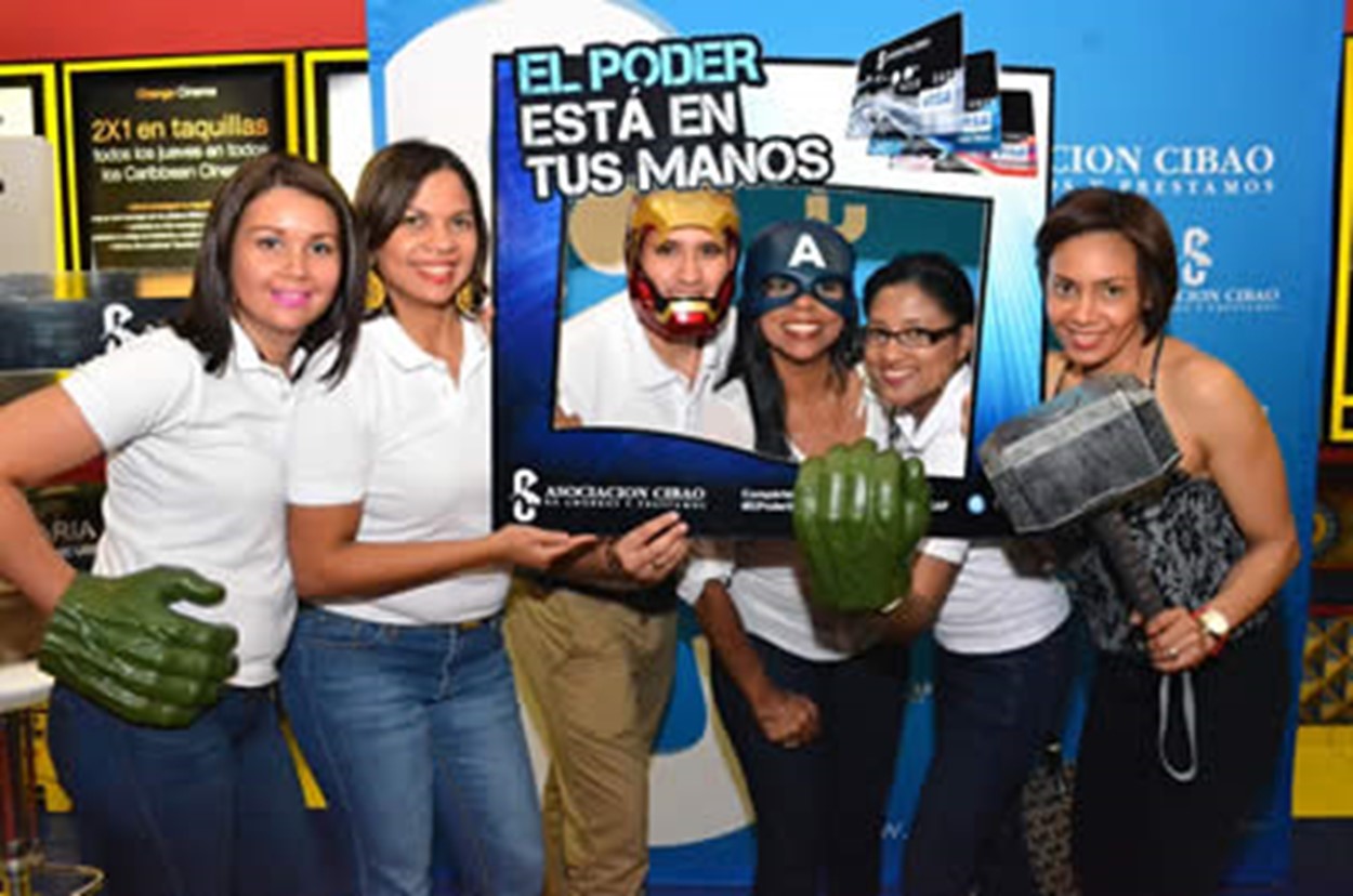 ACAP LLEVA CLIENTES Y USUARIOS DE REDES SOCIALES AL CINE