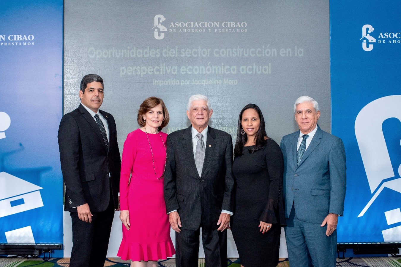 ECONOMISTA DESTACA IMPULSO DE LA CONSTRUCCIÓN EN SAN...
