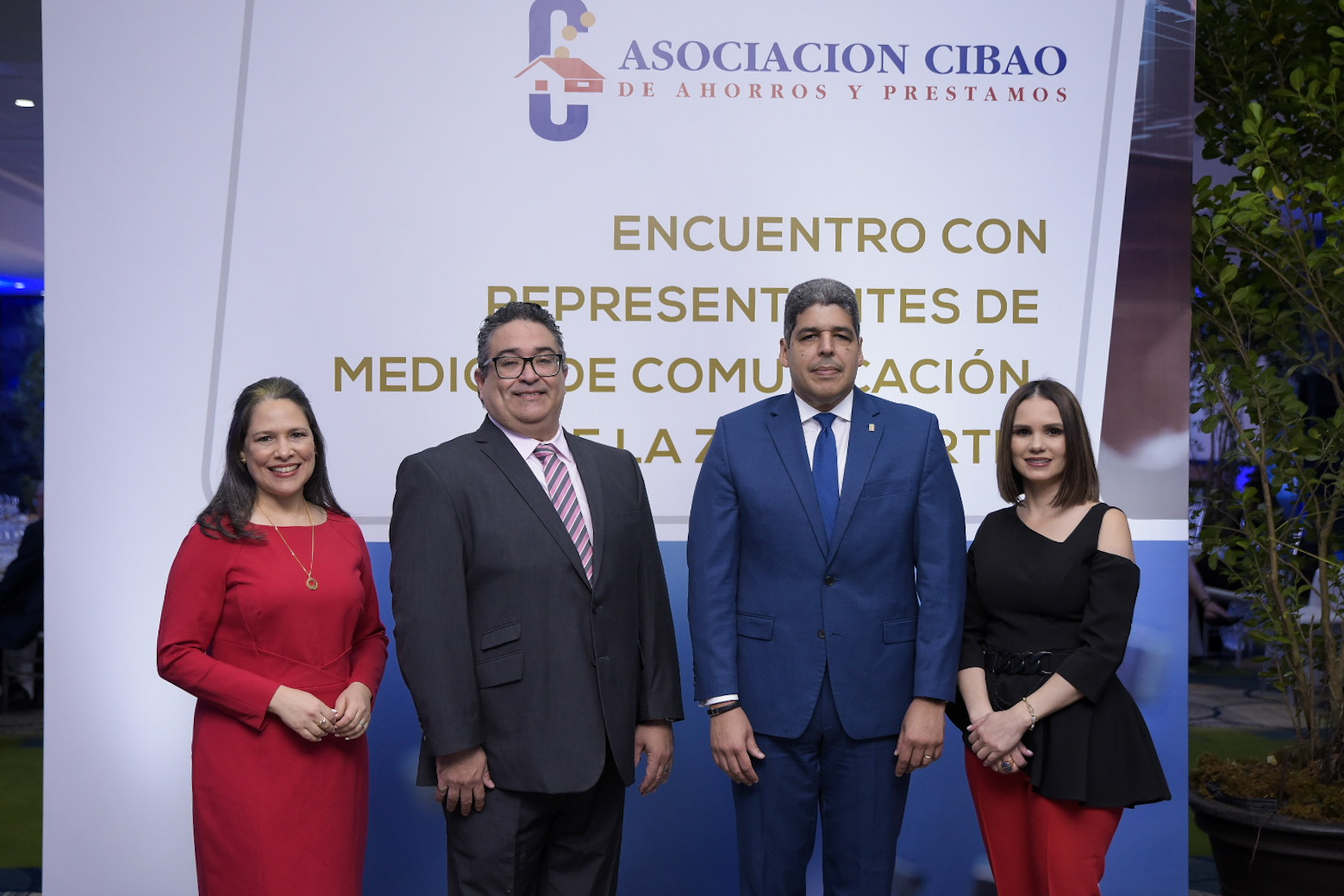 Asociación Cibao realiza encuentro con periodistas d...